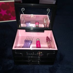 American Girl Isabelle’s Makeup Set - RETIRED